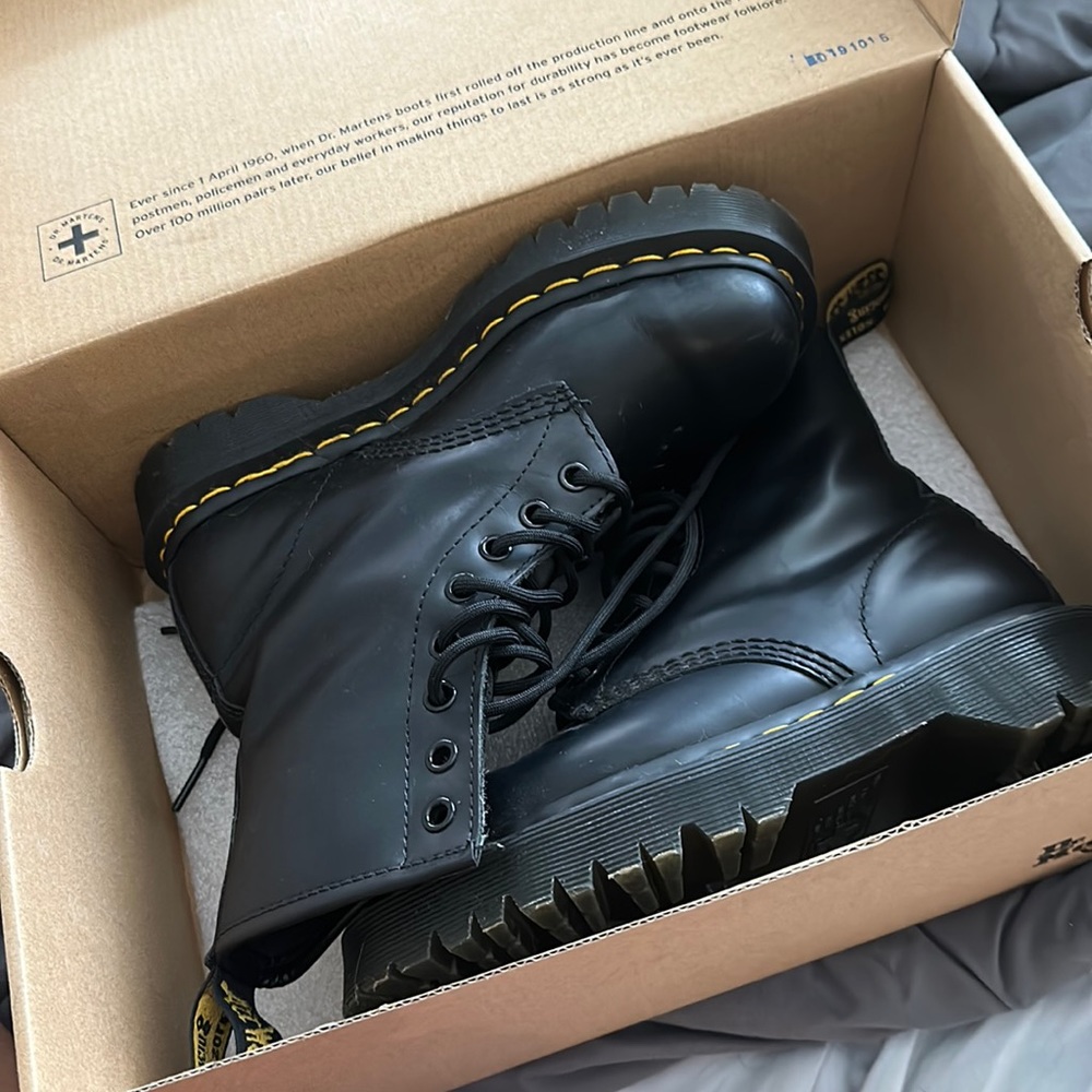 like new doc martens in box